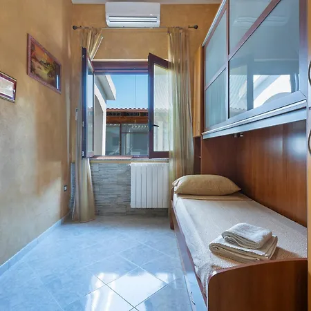 Apartment Guesthost - Hollywood *