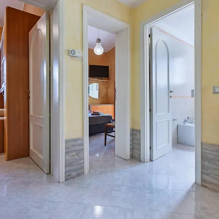 Guesthost - Hollywood Apartment Quartu Sant'Elena