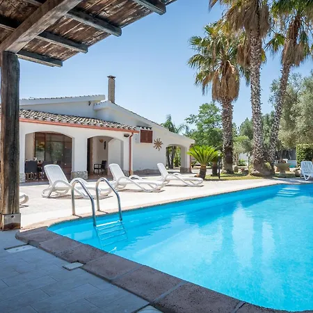 Guesthost - Hollywood Apartamento Quartu SantʼElena