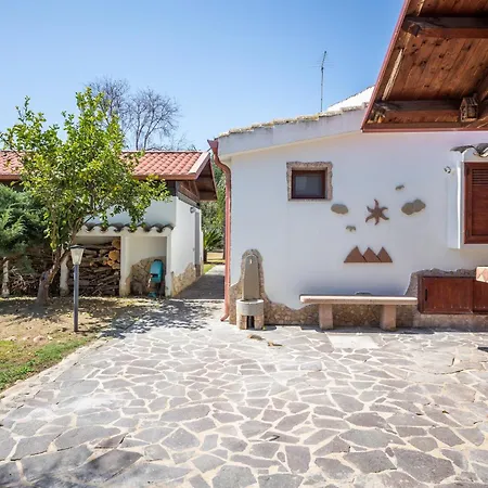 Guesthost - Hollywood Apartamento Quartu SantʼElena
