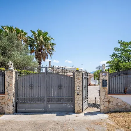 Apartment Guesthost - Hollywood Quartu Sant'Elena